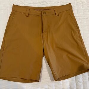Rhone 9" Commuter Short / 31 / British Khaki